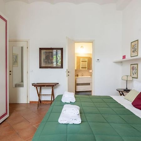 Colosseum Charming Apartment Рим Экстерьер фото