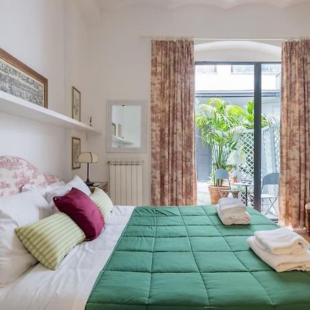 Colosseum Charming Apartment Рим Экстерьер фото